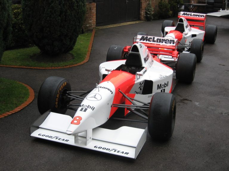 Mclaren mp4 9